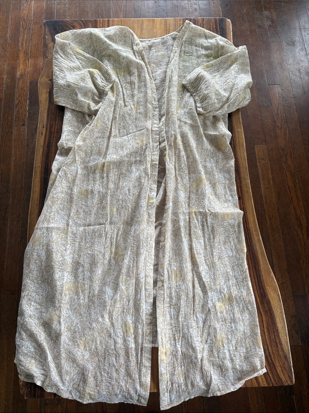 NO BRAND TAGS Coverup/ Tunic button down leaf& floral print